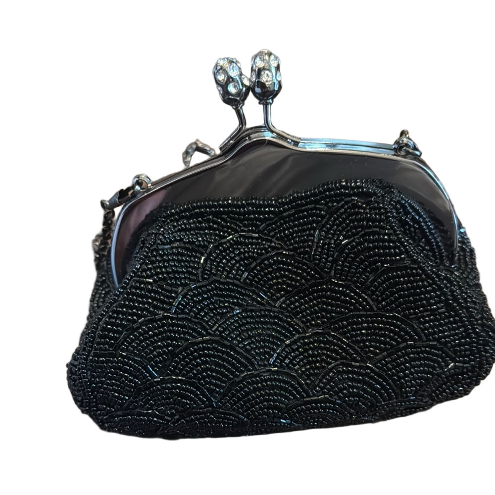 Black and Silver Beaded Clutch with Ornate Clasp - Picture 3 of 5